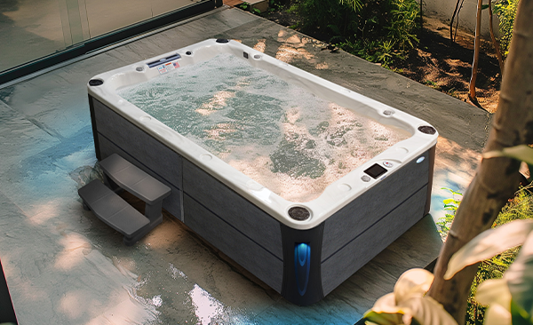 Deck Series Deerfield Beach hot tubs for sale